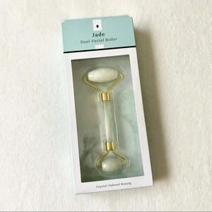 Jade Roller​​